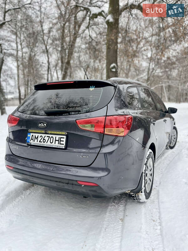 Універсал Kia Ceed 2012 в Чернігові фото 5 Універсал Kia Ceed 2012 в Чернігові