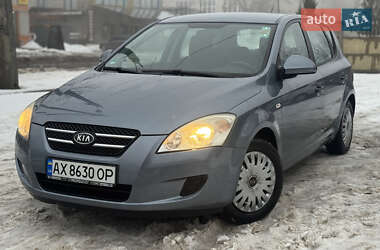 Хетчбек Kia Ceed 2007 в Харкові