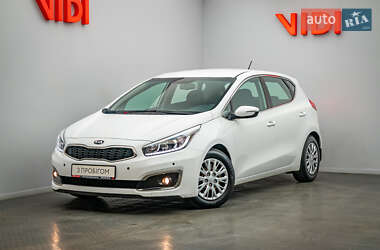 Хэтчбек Kia Ceed 2016 в Киеве