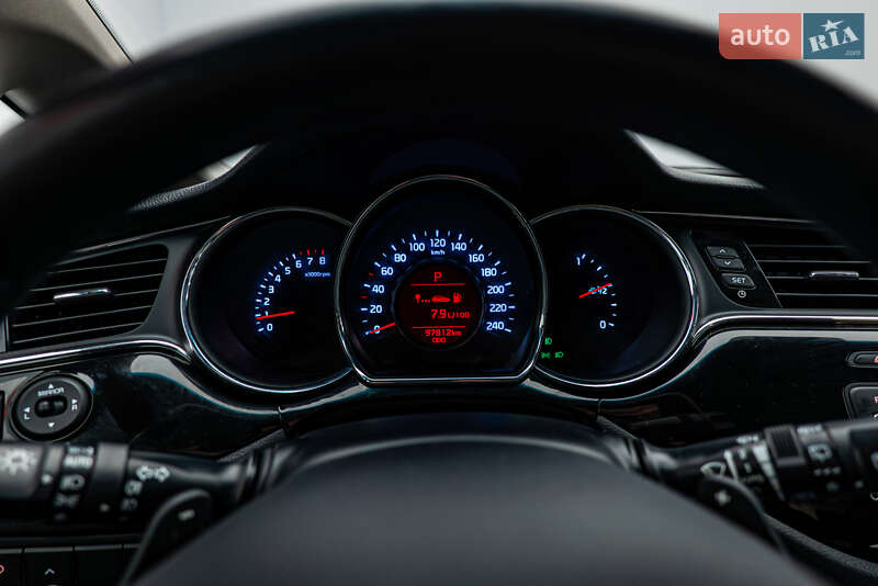 Хетчбек Kia Ceed 2016 в Києві