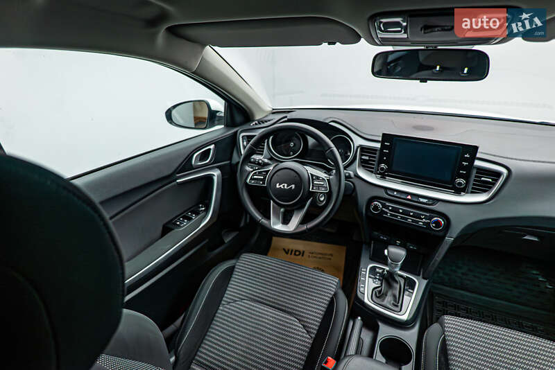 Универсал Kia Ceed 2022 в Киеве