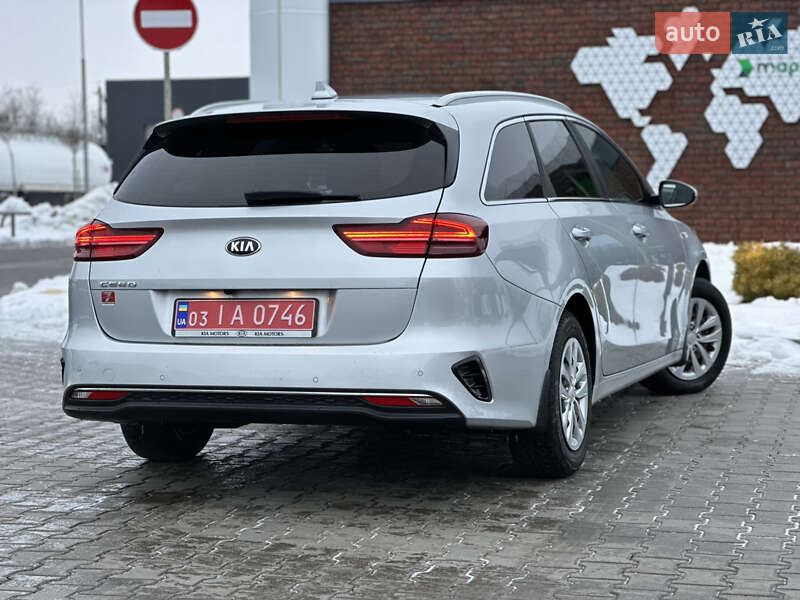 Универсал Kia Ceed 2018 в Луцке