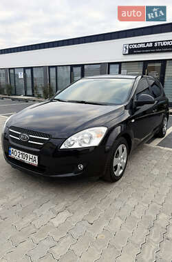 Хэтчбек Kia Ceed 2007 в Ужгороде