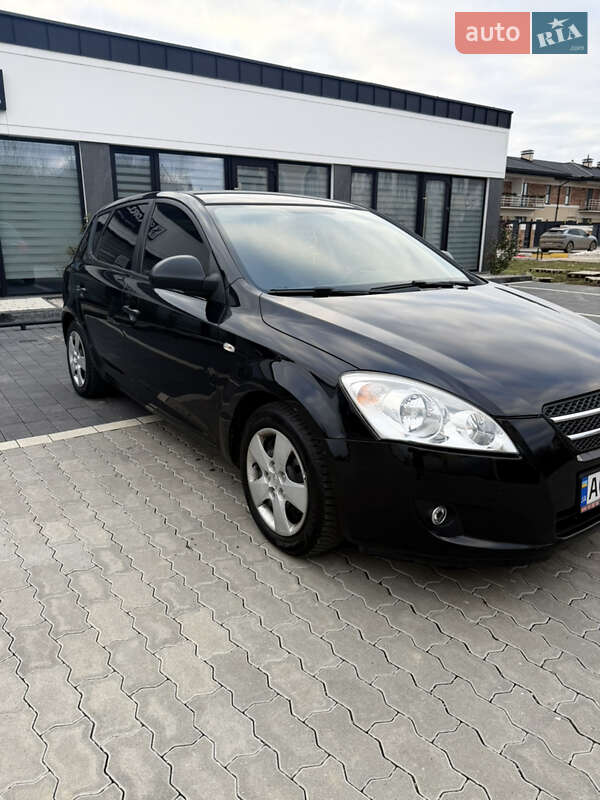 Хэтчбек Kia Ceed 2007 в Ужгороде