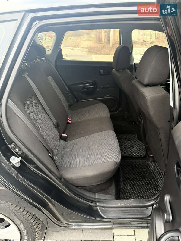 Хэтчбек Kia Ceed 2007 в Ужгороде