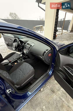 Универсал Kia Ceed 2007 в Горохове