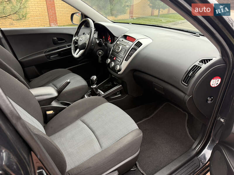 Универсал Kia Ceed 2011 в Белой Церкви