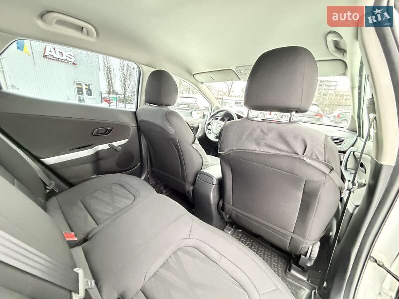 Хэтчбек Kia Ceed 2016 в Киеве