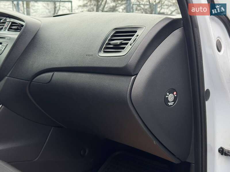 Універсал Kia Ceed 2013 в Кам'янець-Подільському