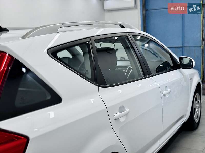 Универсал Kia Ceed 2013 в Стрые