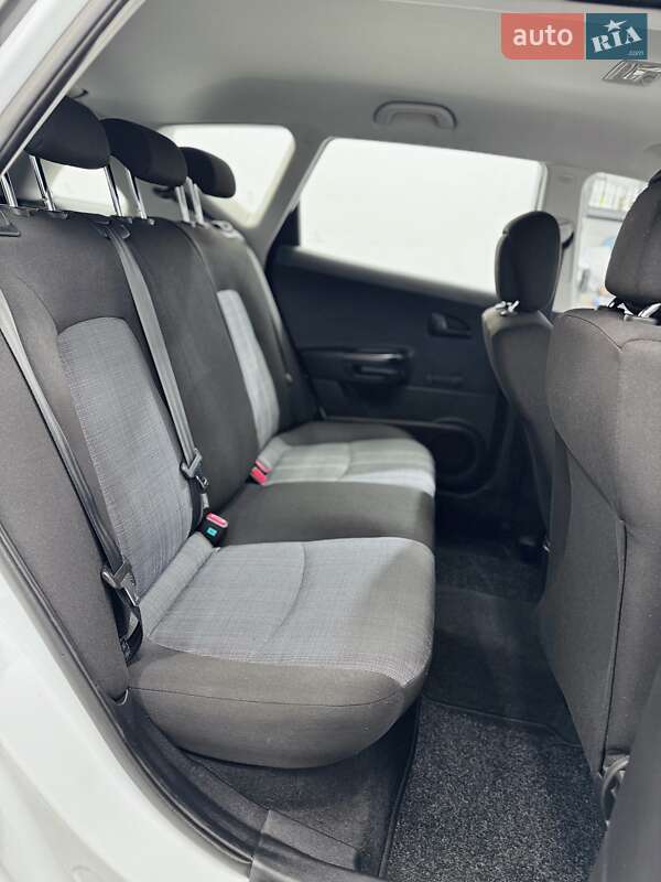 Универсал Kia Ceed 2013 в Стрые