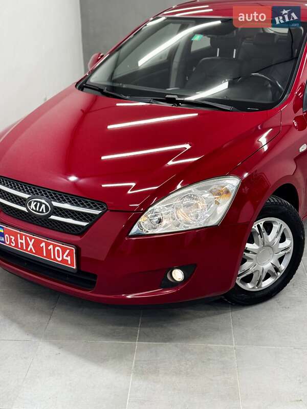 Хетчбек Kia Ceed 2007 в Стрию