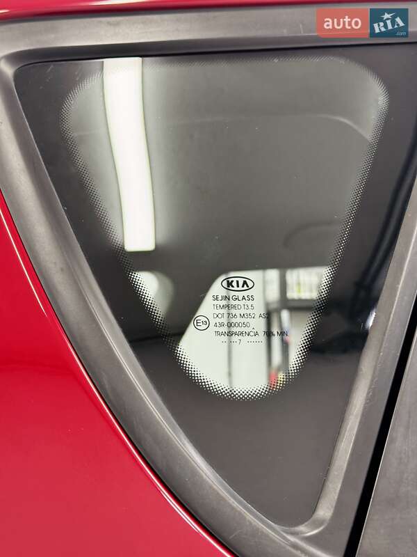 Хетчбек Kia Ceed 2007 в Стрию