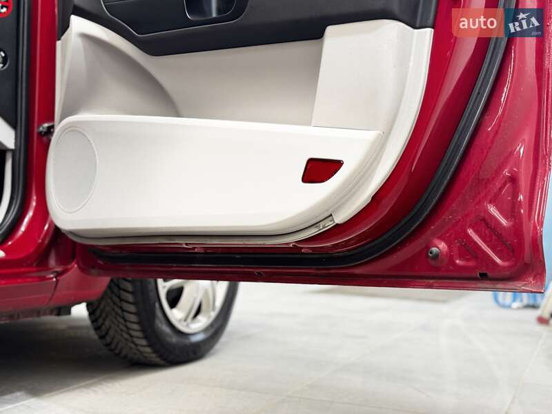 Хетчбек Kia Ceed 2007 в Стрию