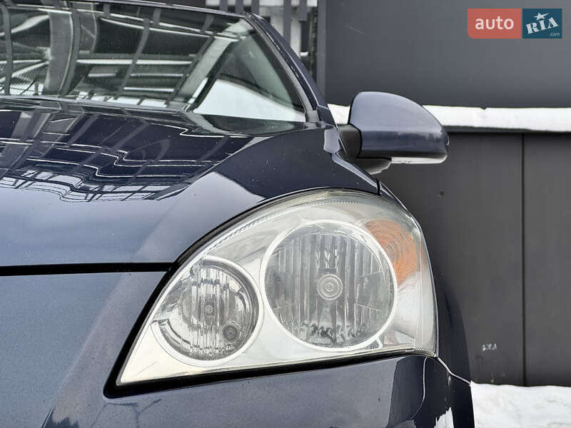 Хэтчбек Kia Ceed 2009 в Киеве