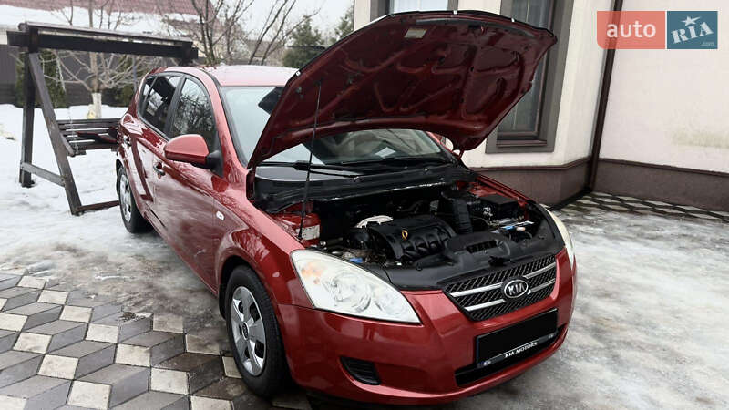 Хэтчбек Kia Ceed 2007 в Киеве фото 28 Хэтчбек Kia Ceed 2007 в Киеве