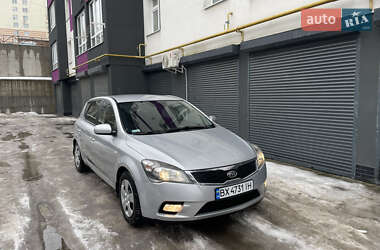 Хэтчбек Kia Ceed 2009 в Хмельницком