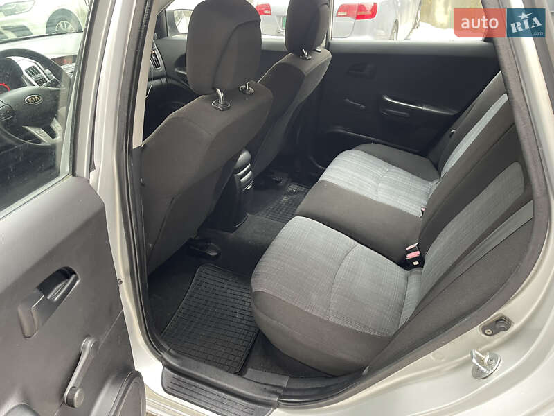 Хетчбек Kia Ceed 2009 в Хмельницькому фото 21 Хетчбек Kia Ceed 2009 в Хмельницькому