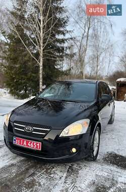 Хетчбек Kia Ceed 2009 в Луцьку