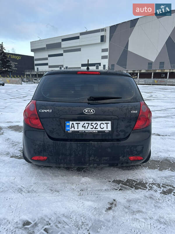 Хэтчбек Kia Ceed 2007 в Ивано-Франковске