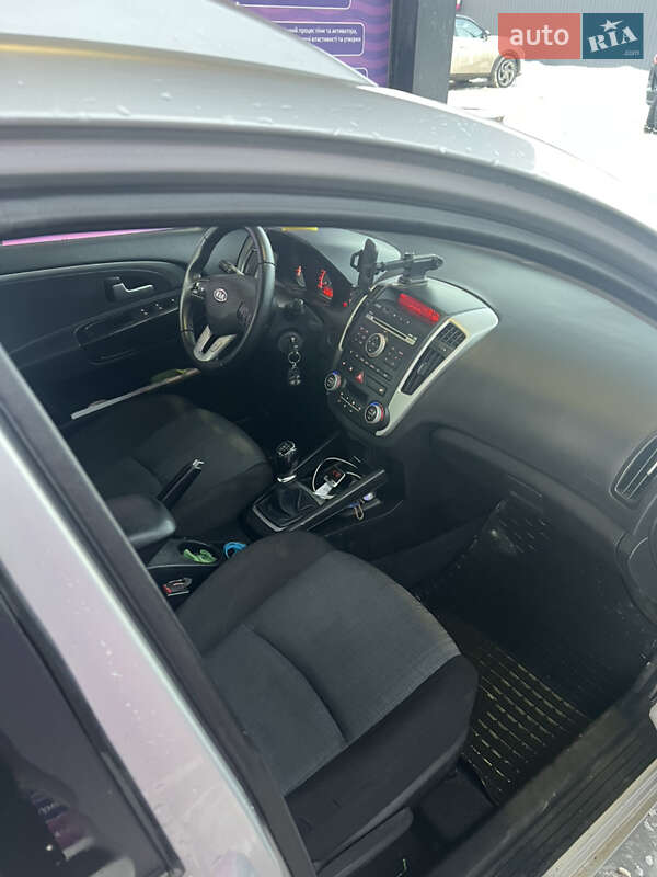 Універсал Kia Ceed 2009 в Львові