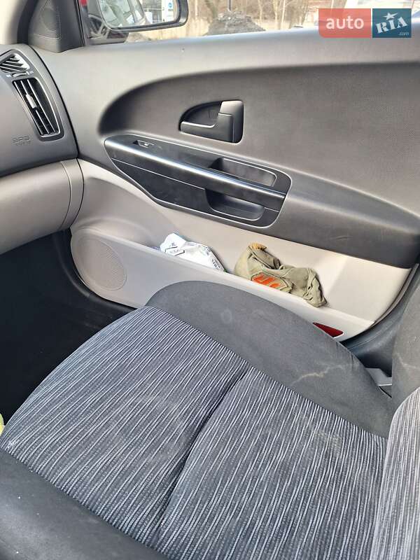 Универсал Kia Ceed 2008 в Стрые фото 8 Универсал Kia Ceed 2008 в Стрые