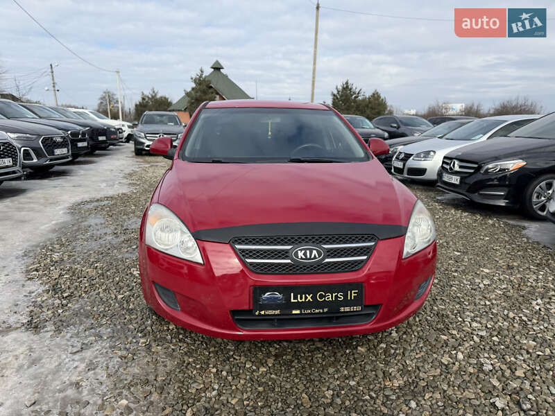 Хетчбек Kia Ceed 2009 в Івано-Франківську