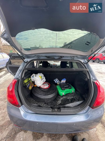 Хэтчбек Kia Ceed 2008 в Украинке