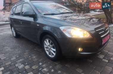 Універсал Kia Ceed 2010 в Полтаві