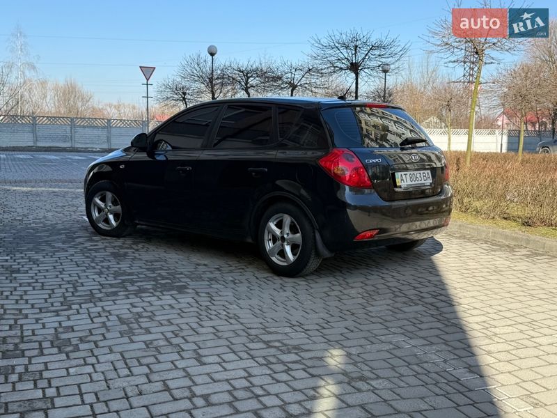 Хэтчбек Kia Ceed 2008 в Ивано-Франковске