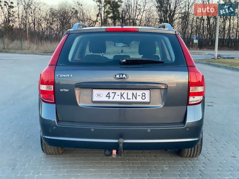 Универсал Kia Ceed 2010 в Радивилове