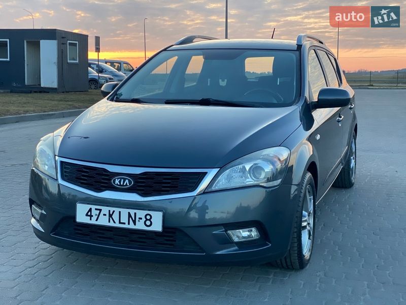 Универсал Kia Ceed 2010 в Радивилове