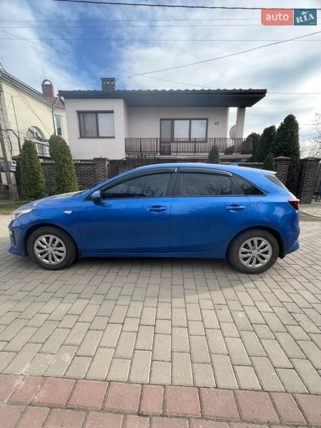 Хэтчбек Kia Ceed 2019 в Ужгороде