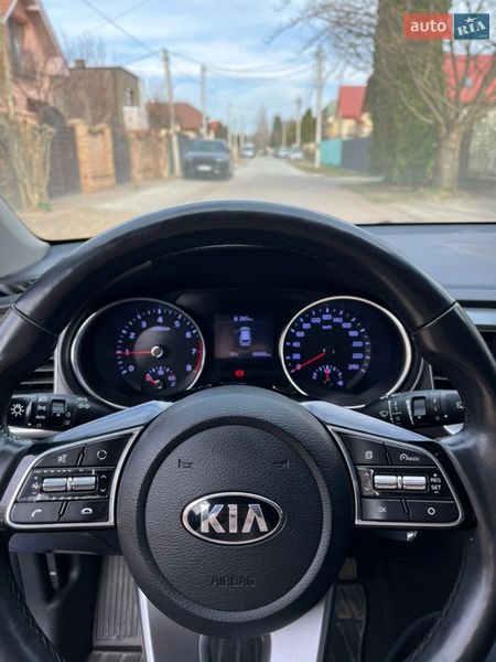 Хэтчбек Kia Ceed 2019 в Ужгороде