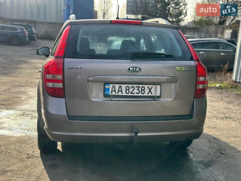 Универсал Kia Ceed 2009 в Киеве