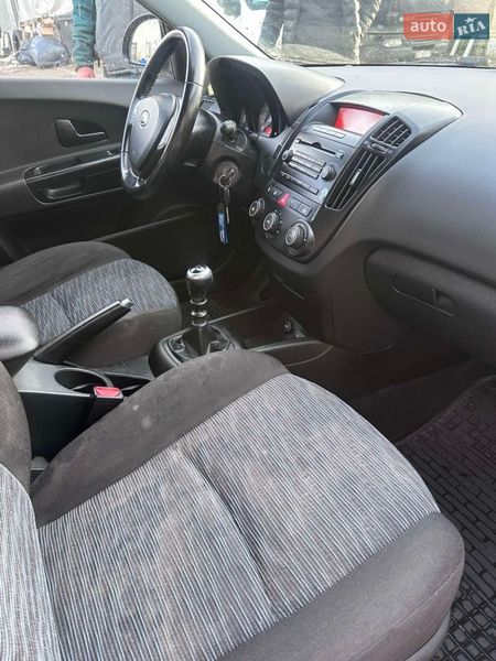 Универсал Kia Ceed 2009 в Киеве