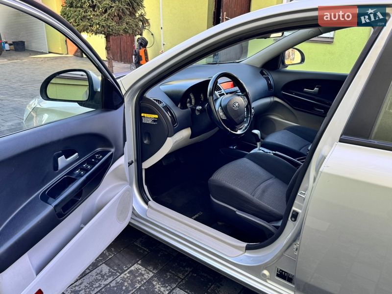 Універсал Kia Ceed 2008 в Дубні