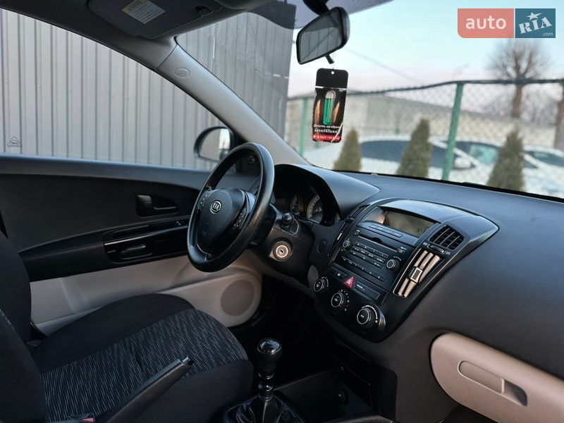 Хетчбек Kia Ceed 2008 в Вінниці