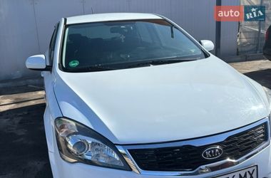 Хетчбек Kia Ceed 2010 в Харкові