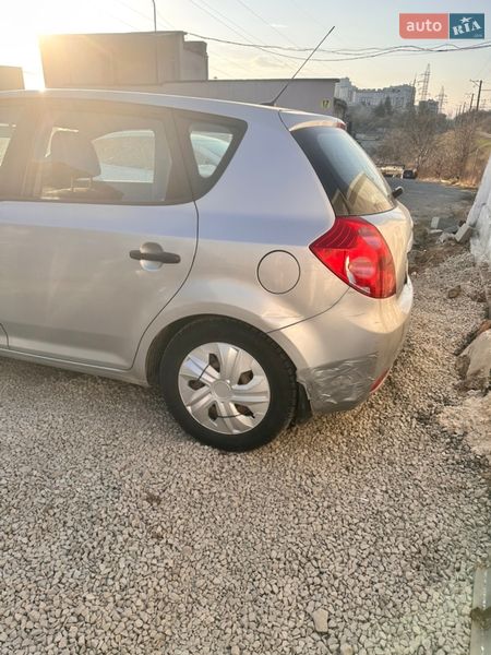 Хэтчбек Kia Ceed 2008 в Львове