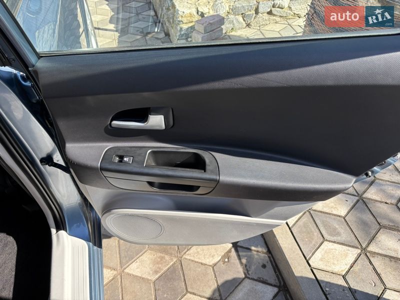 Хэтчбек Kia Ceed 2008 в Хороле