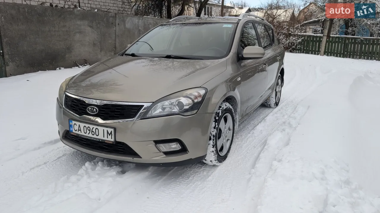 2010 Kia Cee'd - мініатюра 22