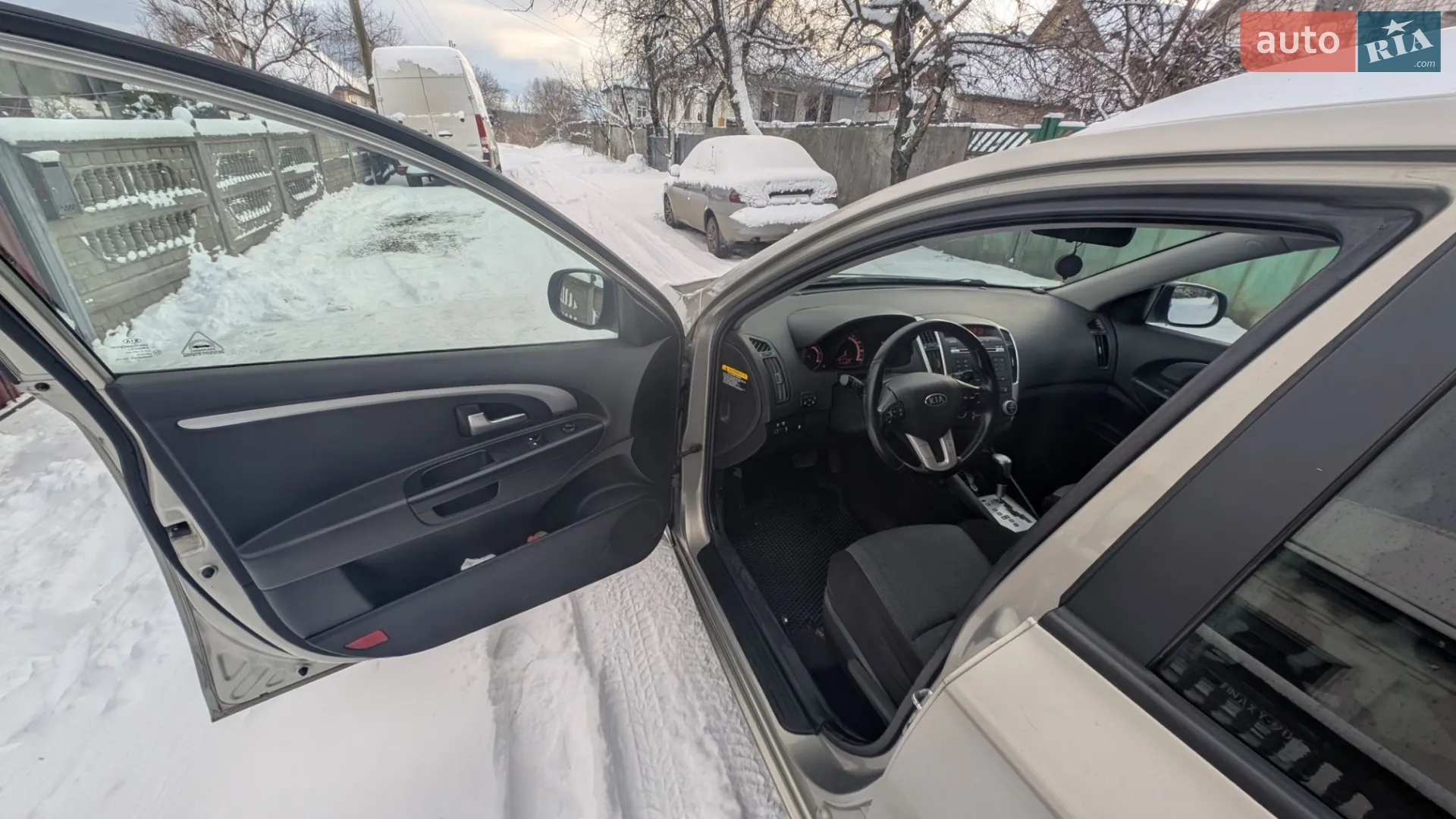 2010 Kia Cee'd - мініатюра 15
