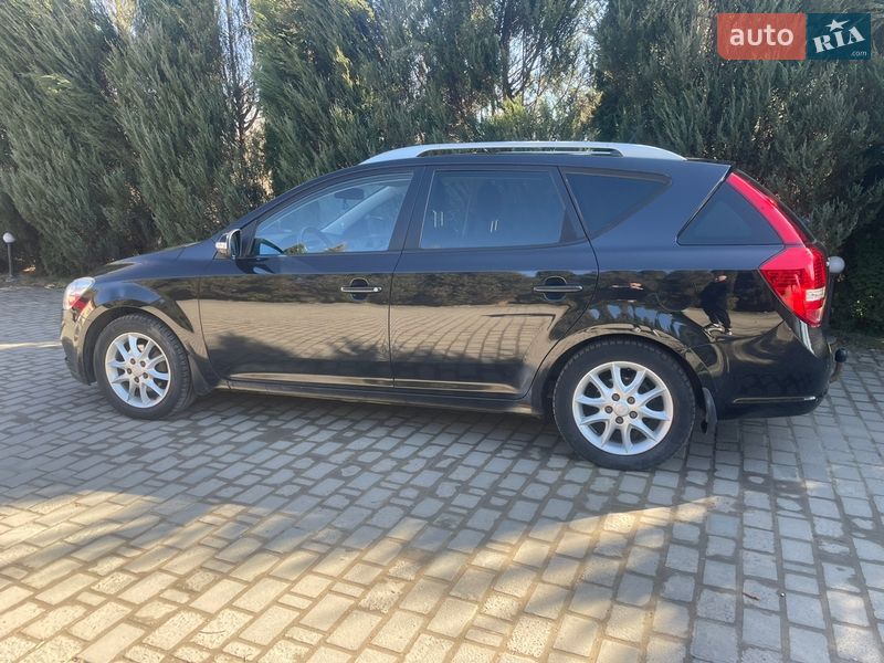 Універсал Kia Ceed 2010 в Самборі