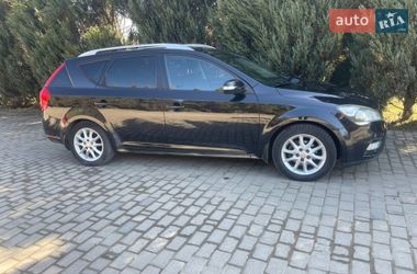 Универсал Kia Ceed 2010 в Самборе