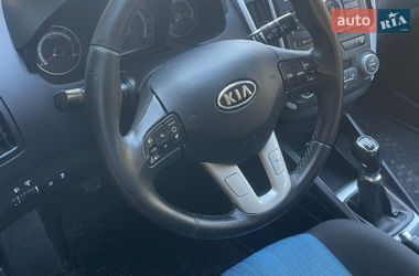 Универсал Kia Ceed 2010 в Самборе