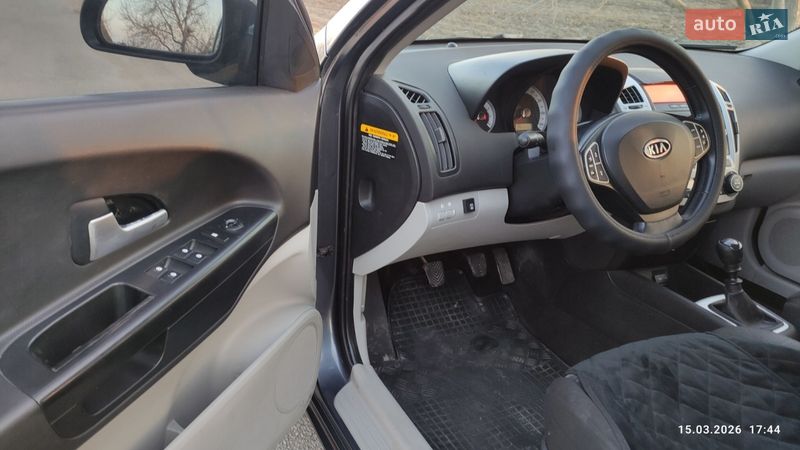 Універсал Kia Ceed 2008 в Первомайську