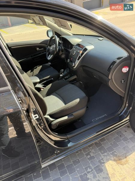 Універсал Kia Ceed 2011 в Києві