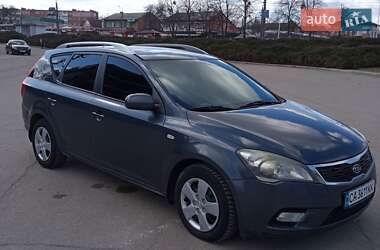 Универсал Kia Ceed 2010 в Умани