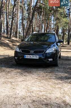 Универсал Kia Ceed 2010 в Барышевке